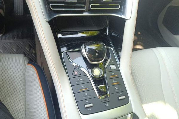 BYD Song PLUS New Energy 2021, 39300 км, за 12117 USD - фото 13