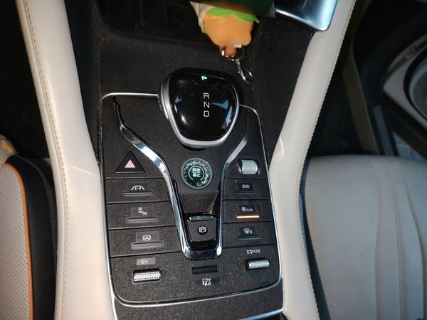 BYD Song PLUS New Energy 2021, 76600 км, за 11526 USD - фото 13