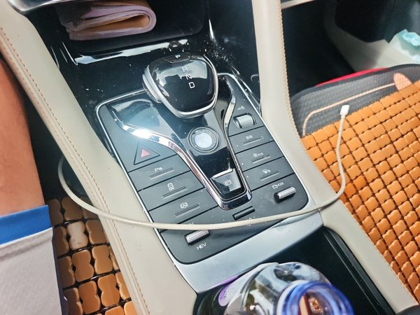BYD Song PLUS New Energy 2021, 92000 км, за 11807 USD - фото 11