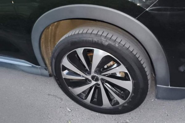 BYD Song PLUS New Energy 2023, 31300 км, за 15493 USD - фото 8