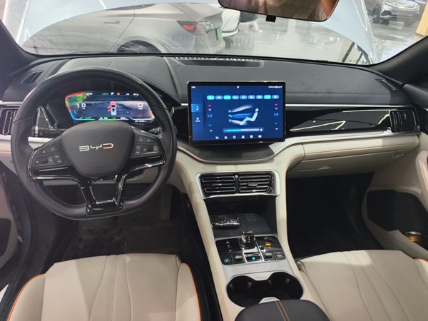 BYD Song PLUS New Energy 2023, 49300 км, за 17492 USD - фото 13
