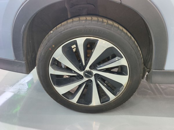 BYD Song PLUS New Energy 2023, 49300 км, за 17492 USD - фото 10