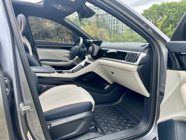 BYD Song PLUS New Energy 2023, 53600 км, за 14116 USD - фото 33