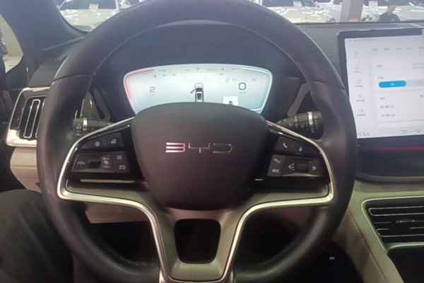 BYD Song PLUS New Energy 2023, 61000 км, за 14754 USD - фото 13