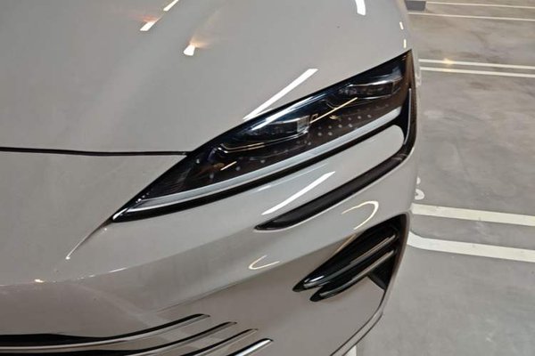 BYD Song PLUS New Energy 2023, 10800 км, за 15242 USD - фото 9