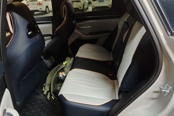 BYD Song PLUS New Energy 2023, 10800 км, за 15242 USD - фото 25