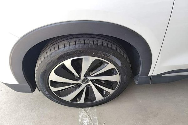 BYD Song PLUS New Energy 2023, 53400 км, за 14407 USD - фото 8