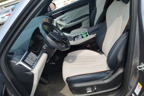 BYD Song PLUS New Energy 2024, 16500 км, за 14860 USD - фото 14