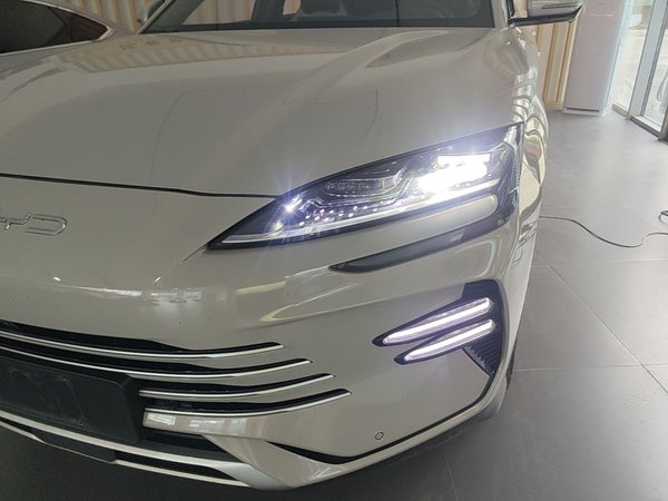 BYD Song PLUS New Energy 2024, 59900 км, за 16006 USD - фото 9