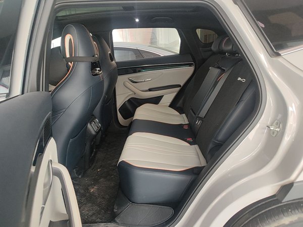 BYD Song PLUS New Energy 2024, 59900 км, за 16006 USD - фото 20