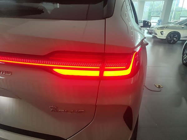 BYD Song PLUS New Energy 2024, 59900 км, за 16006 USD - фото 7