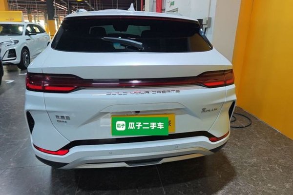 BYD Song PLUS New Energy 2024, 12600 км, за 15871 USD
