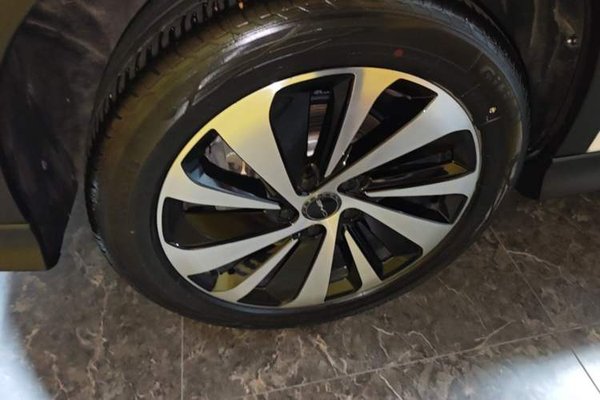 BYD Song PLUS New Energy 2024, 12600 км, за 15871 USD - фото 11