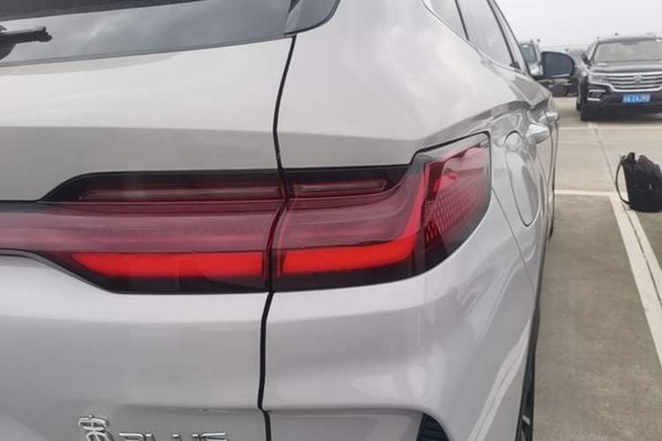 BYD Song PLUS New Energy 2025, 25900 км, за 15999 USD - фото 9
