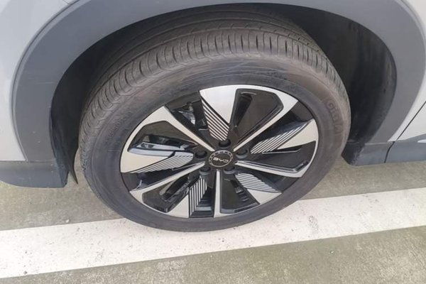 BYD Song PLUS New Energy 2025, 25900 км, за 15999 USD - фото 10