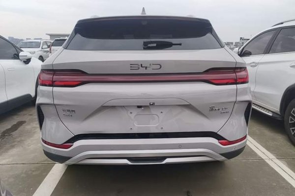 BYD Song PLUS New Energy 2025, 25900 км, за 15999 USD