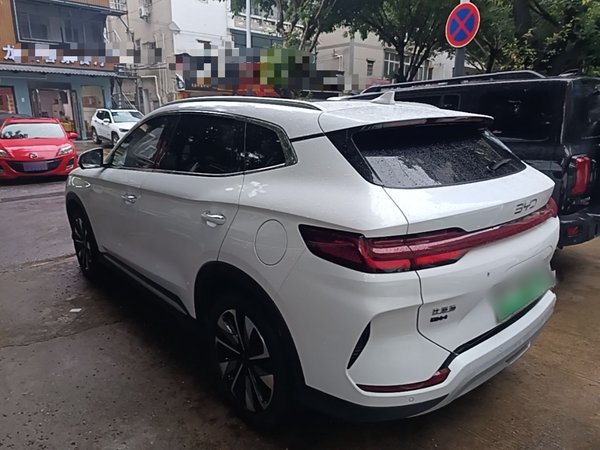 BYD Song PLUS New Energy 2025, 20400 км, за 15647 USD