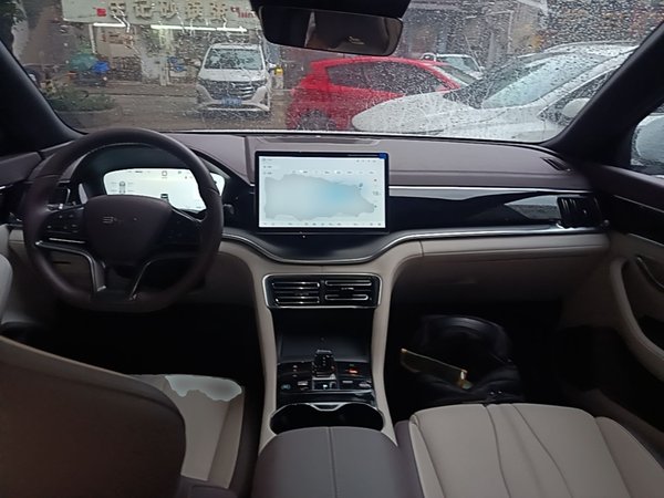 BYD Song PLUS New Energy 2025, 20400 км, за 15647 USD - фото 19