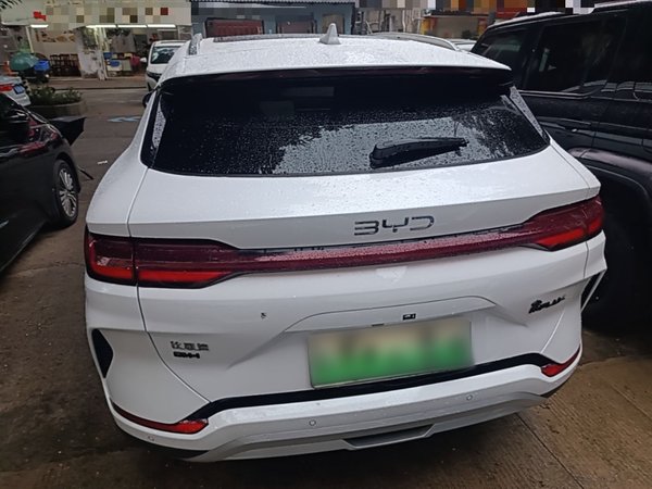 BYD Song PLUS New Energy 2025, 20400 км, за 15647 USD