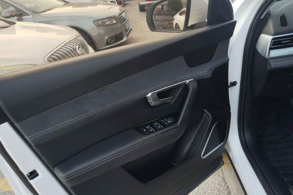 BYD Song Pro New Energy 2019, 27000 км, за 10688 USD - фото 26