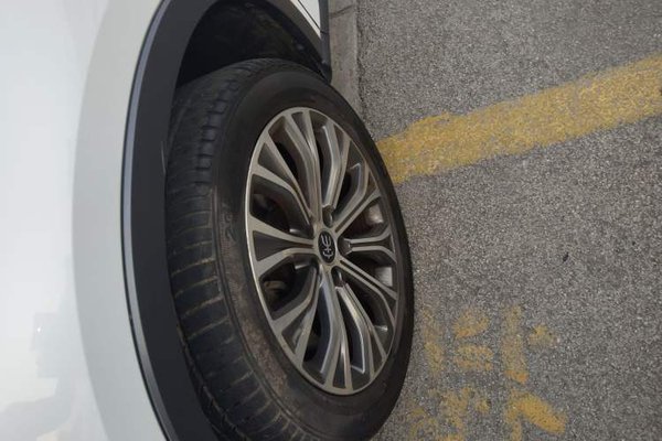 BYD Song Pro New Energy 2019, 27000 км, за 10688 USD - фото 8