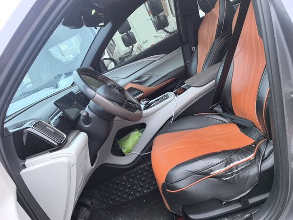 BYD Song Pro New Energy 2022, 54100 км, за 10997 USD - фото 20