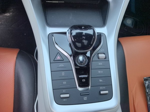 BYD Song Pro New Energy 2022, 54100 км, за 10997 USD - фото 19