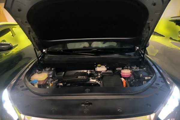 BYD Song Pro New Energy 2022, 56000 км, за 11122 USD - фото 24