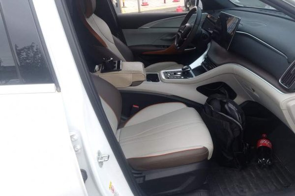 BYD Song Pro New Energy 2022, 21800 км, за 11321 USD - фото 19