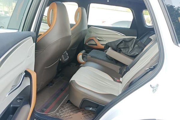 BYD Song Pro New Energy 2022, 61400 км, за 10975 USD - фото 20