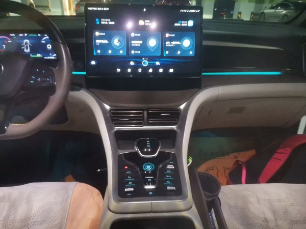 BYD Song Pro New Energy 2022, 87600 км, за 10599 USD - фото 14
