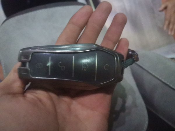 BYD Song Pro New Energy 2022, 87600 км, за 10599 USD - фото 9