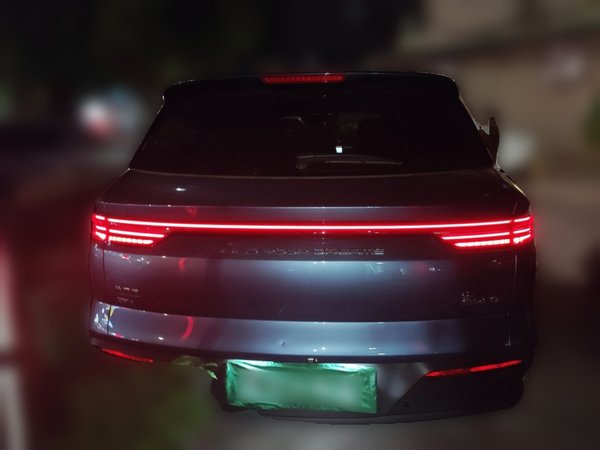 BYD Song Pro New Energy 2023, 36600 км, за 13936 USD - фото 8