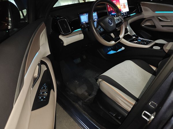 BYD Song Pro New Energy 2023, 36600 км, за 13936 USD - фото 18