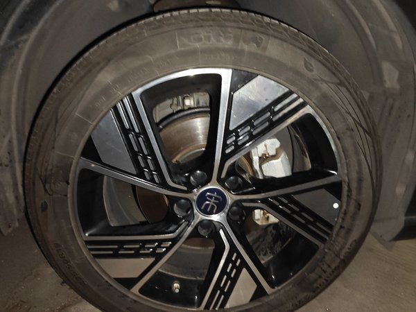 BYD Song Pro New Energy 2023, 36600 км, за 13936 USD - фото 6