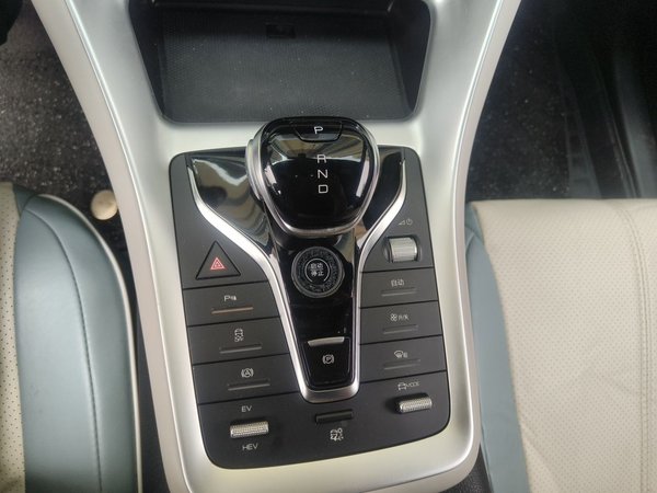 BYD Song Pro New Energy 2023, 21400 км, за 12504 USD - фото 13