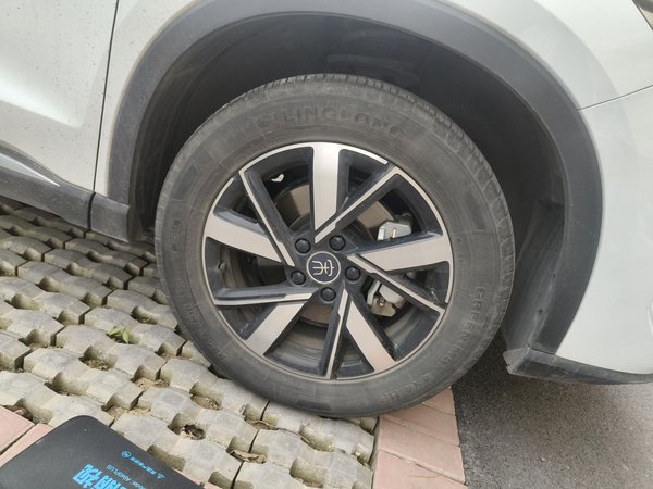 BYD Song Pro New Energy 2023, 21400 км, за 12504 USD - фото 8