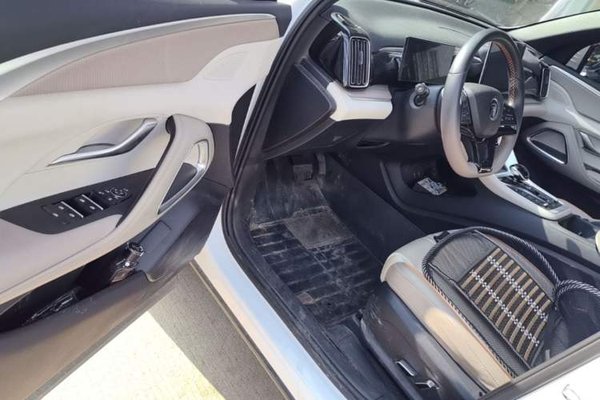 BYD Song Pro New Energy 2023, 43800 км, за 11685 USD - фото 19