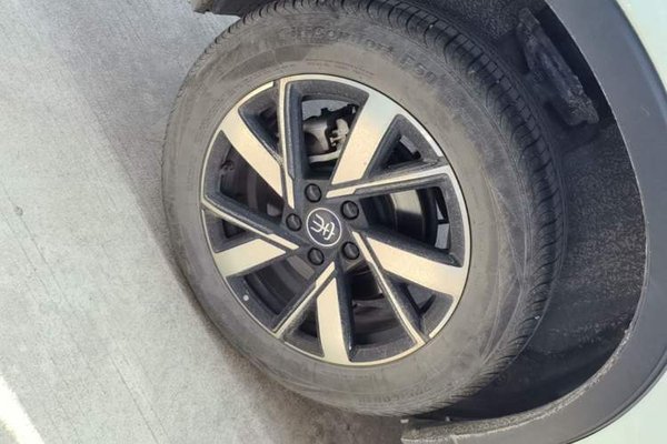BYD Song Pro New Energy 2023, 43800 км, за 11685 USD - фото 10