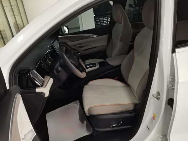 BYD Song Pro New Energy 2023, 43900 км, за 12333 USD - фото 18