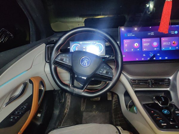 BYD Song Pro New Energy 2023, 44500 км, за 11742 USD - фото 11