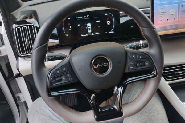 BYD Song Pro New Energy 2023, 52600 км, за 12440 USD - фото 14