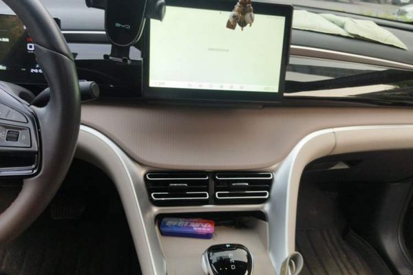 BYD Song Pro New Energy 2024, 24400 км, за 11219 USD - фото 13