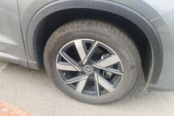 BYD Song Pro New Energy 2024, 24400 км, за 11219 USD - фото 8