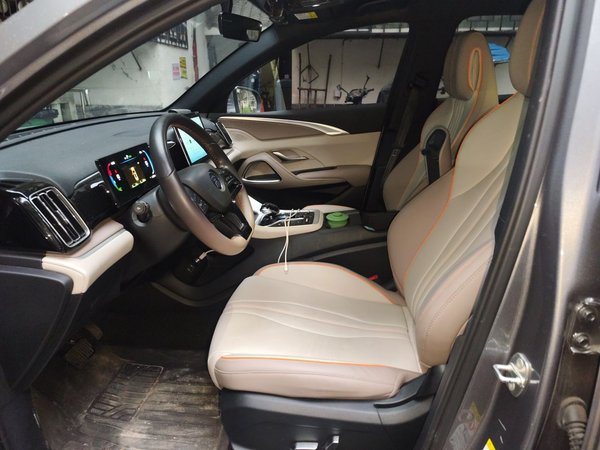 BYD Song Pro New Energy 2024, 29800 км, за 9999999 USD - фото 16