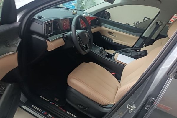 BYD Song Pro New Energy 2025, 12200 км, за 13803 USD - фото 18
