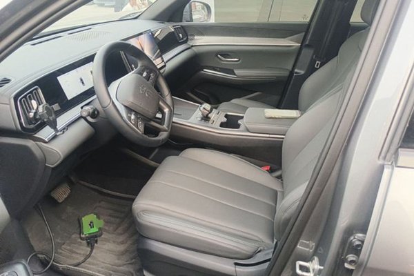 BYD Song Pro New Energy 2025, 12600 км, за 12112 USD - фото 18