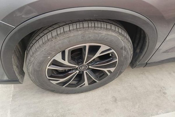 BYD Song Pro New Energy 2025, 12600 км, за 12112 USD - фото 8