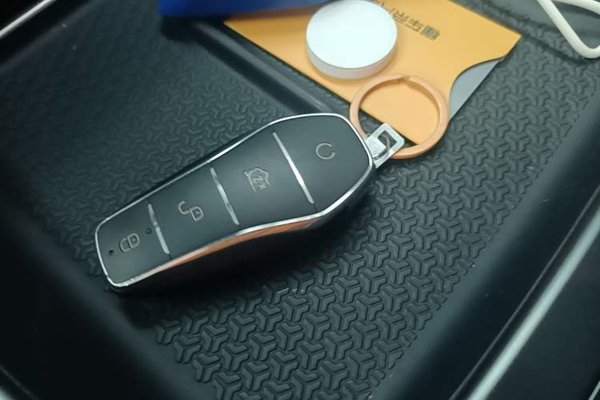BYD Song Pro New Energy 2025, 13899 км, за 14006 USD - фото 23