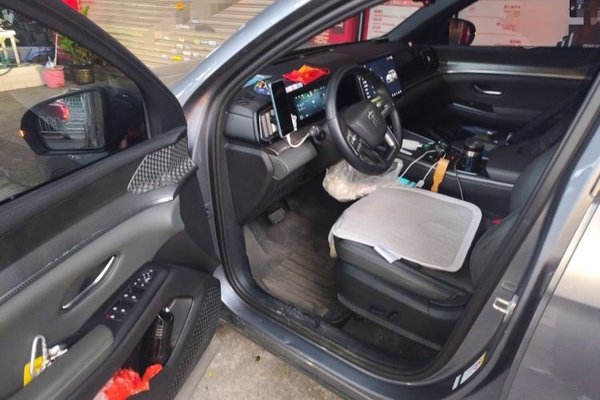 BYD Song Pro New Energy 2025, 52900 км, за 13361 USD - фото 19